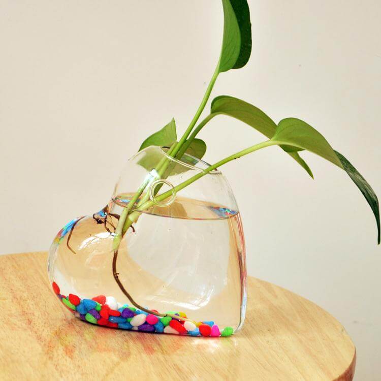 Sikunuo | Heart Shaped Flower Vase