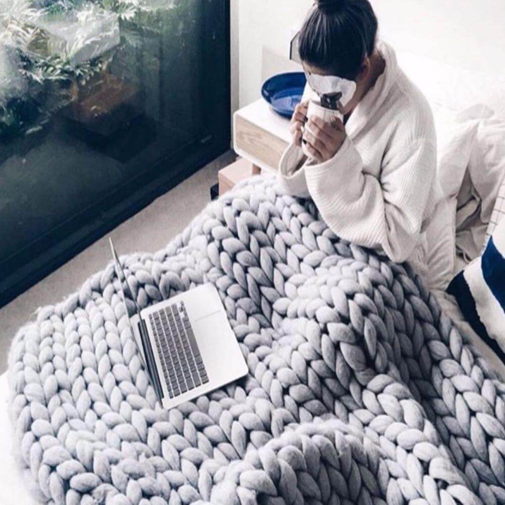 Sikunuo | Thick Line Sofa Knitted Blanket