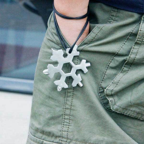 Sikunuo | 18-in-1 Multi-function Survival Tool