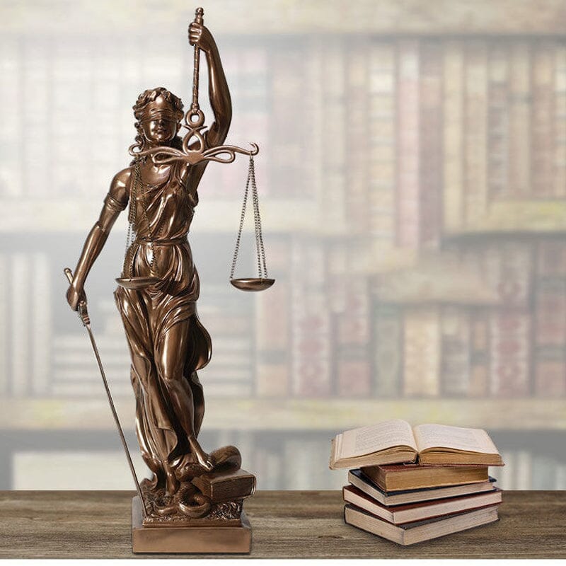 Decoration statue of the goddess of justice