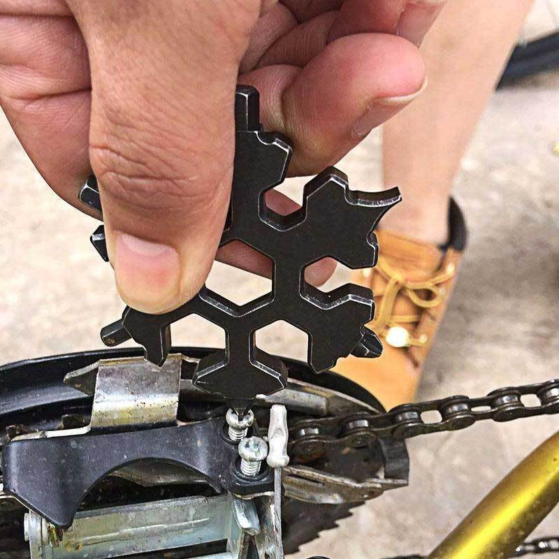 Pre-Christmas sale 18-in-1 stainless steel snowflake multi-tool