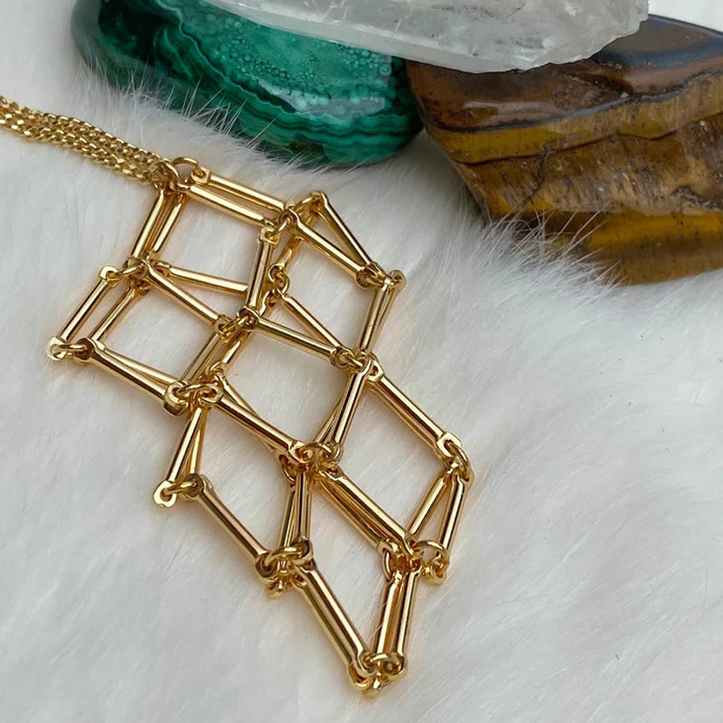 Shiny Crystal Stone Necklace