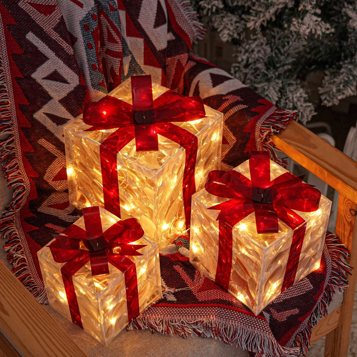 Set of 3 LED Christmas Gift Boxes for Indoor and Outdoor Use