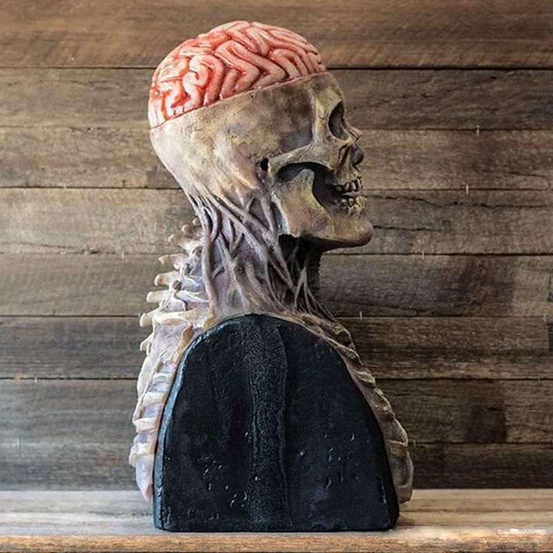 Skeleton Mask - With this you'll have the creepiest face in the world!