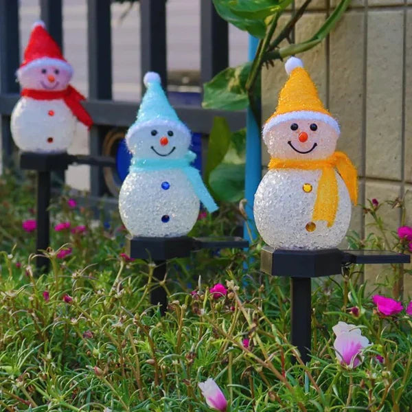 Solar-Powered Snowman Lamp - SolarSnow