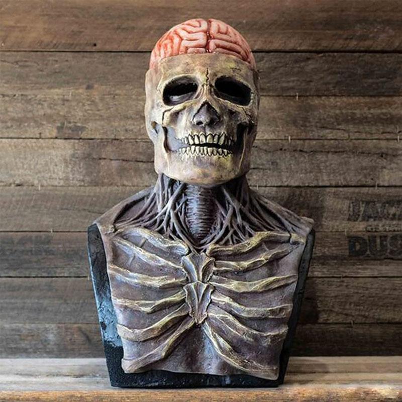 Skeleton Mask - With this you'll have the creepiest face in the world!