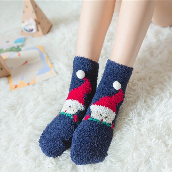 Christmas socks in gift box design | Plush house & cuddle socks | Universal size
