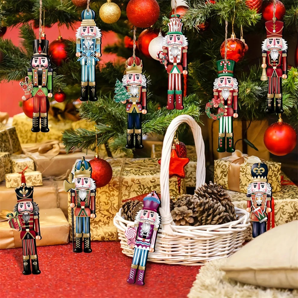 Kerst Notenkraker Ornamenten – Set van 12 Houten Decoraties voor een Feestelijke Boom
