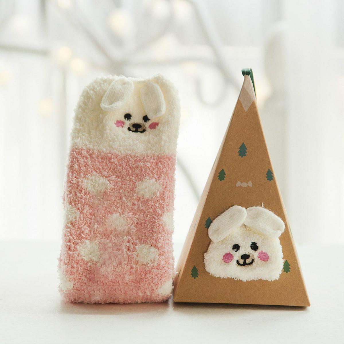 Christmas socks in gift box design | Plush house & cuddle socks | Universal size