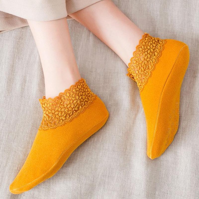 New warm socks with stylish lace