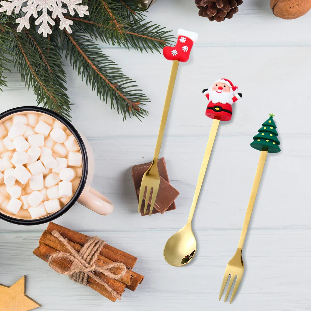 GoldParty Christmas Cutlery Set – Luxury Gold Spoon and Fork with Santa Claus Design