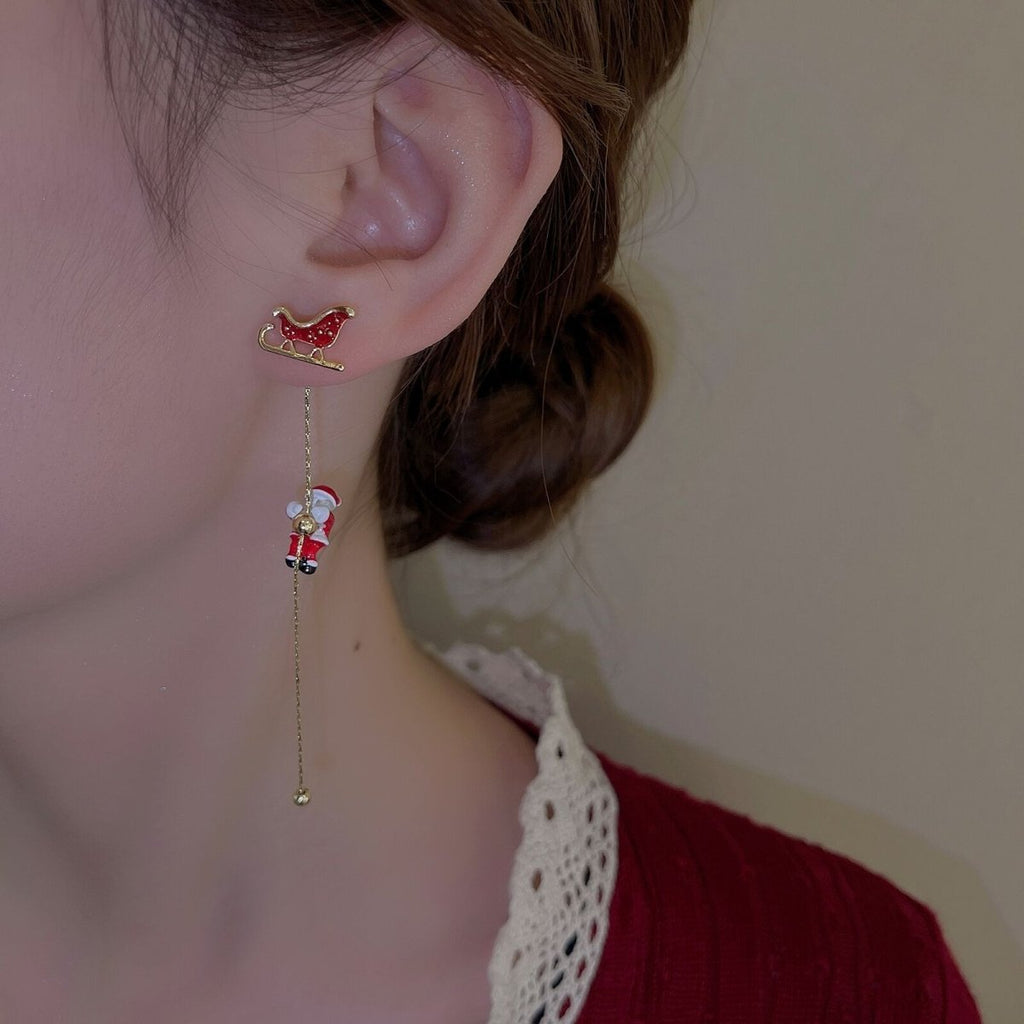 Charming Santa Claus Tassel Earrings for a Festive Holiday Style
