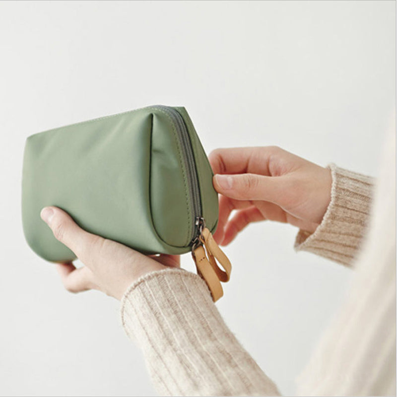 Solid color cosmetic bag with double zipper