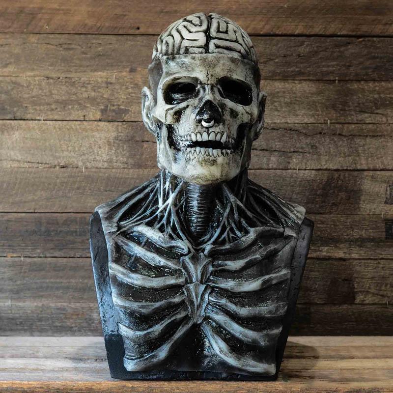 Skeleton Mask - With this you'll have the creepiest face in the world!