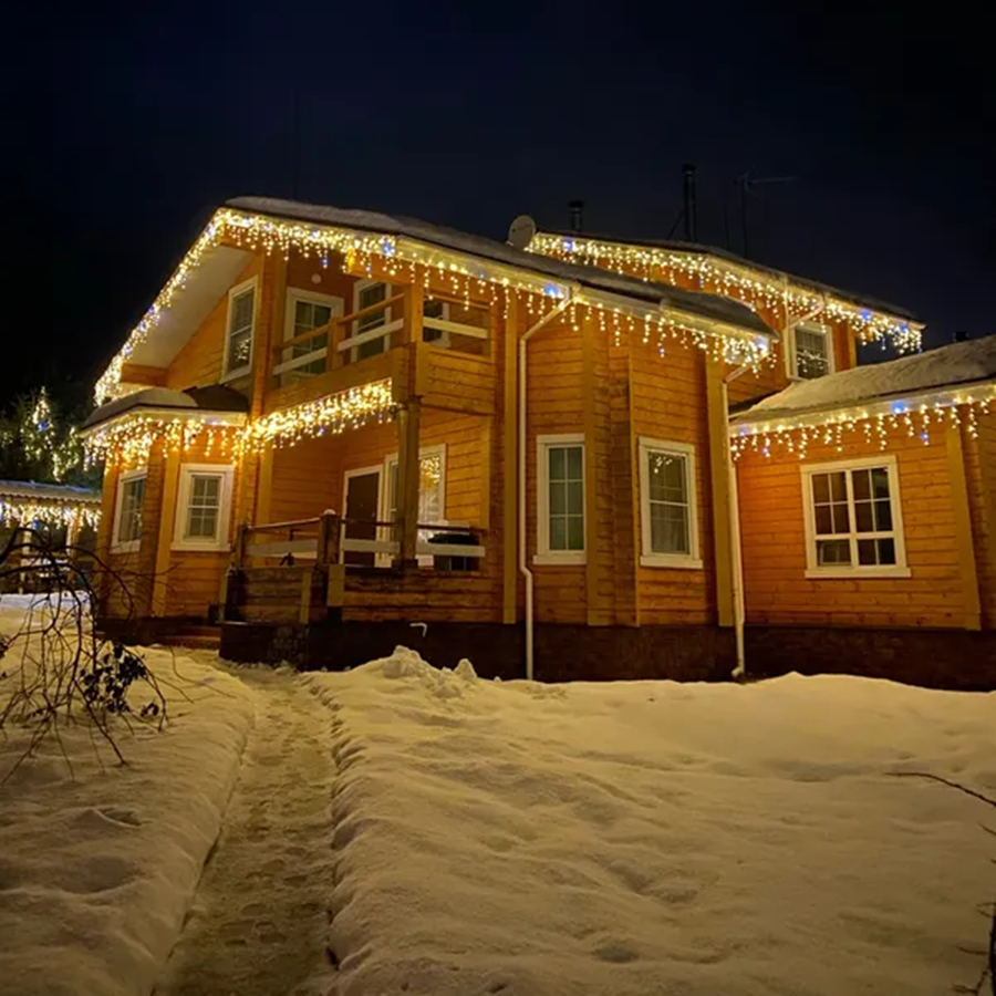 WinterGlow Light Curtain – Warm White Weatherproof LED Christmas Curtain