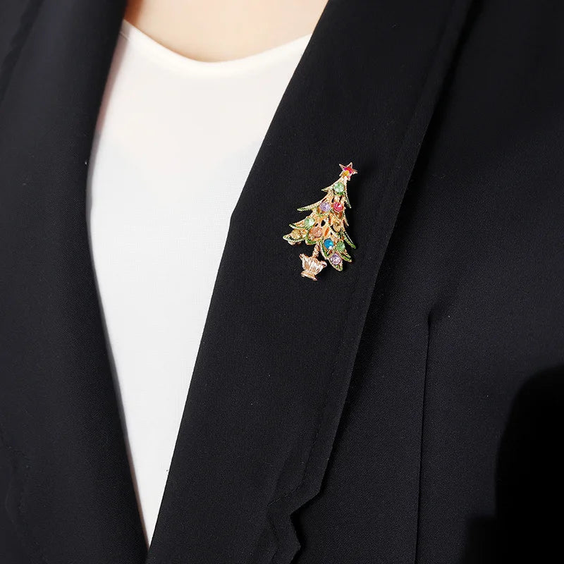 Glaciara Kerstboom Broche – Multicolor Strass Broche voor Vrouwen, Feestelijke Accessoire & Elegant Cadeau