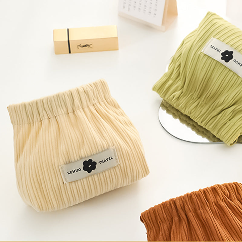 Cord cosmetic bag