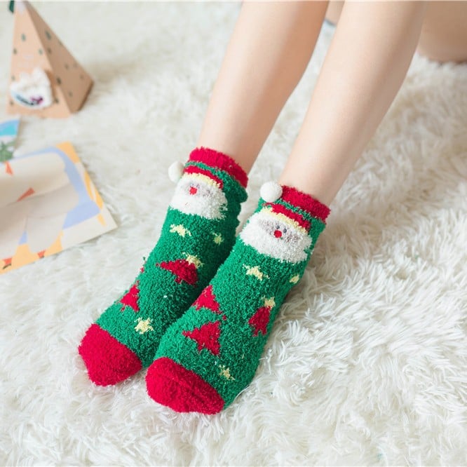 Christmas socks in gift box design | Plush house & cuddle socks | Universal size