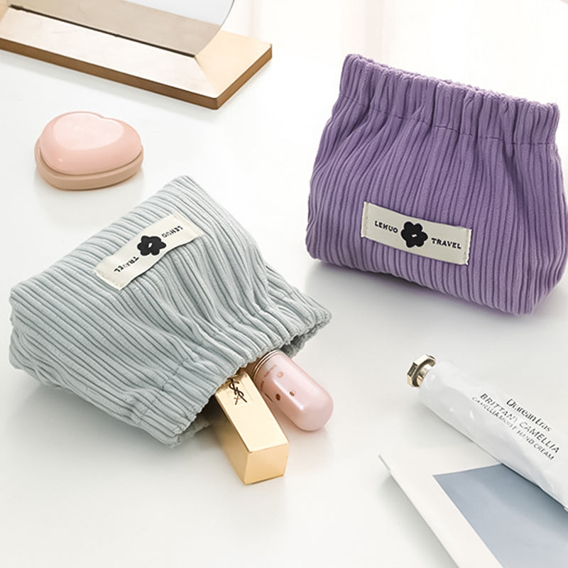 Cord cosmetic bag