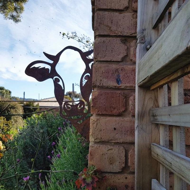 Outdoor Garden Farm Spying Goat Metal Artwork Indoor Decoration