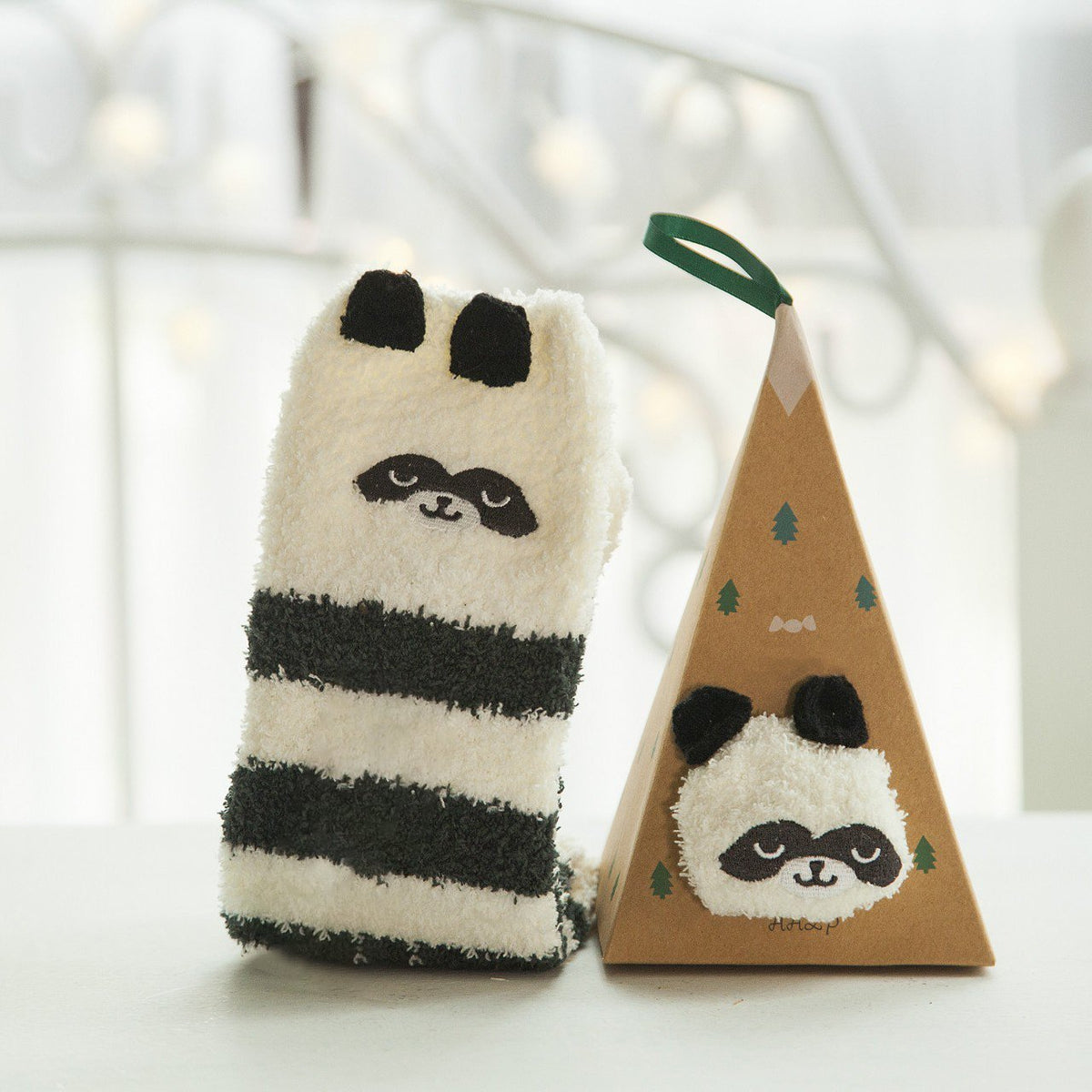 Christmas socks in gift box design | Plush house & cuddle socks | Universal size