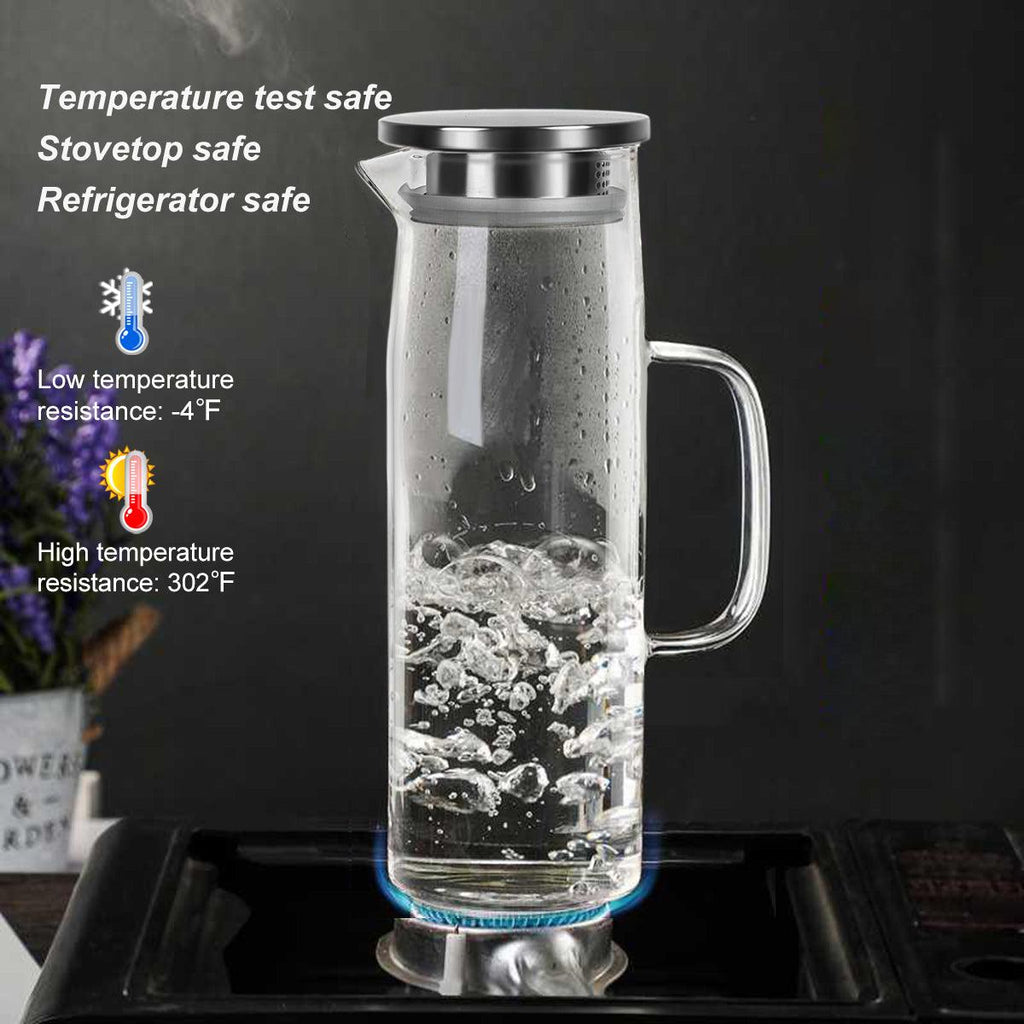 Cylindrical heat-resistant glass jug