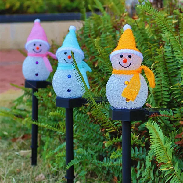Solar-Powered Snowman Lamp - SolarSnow