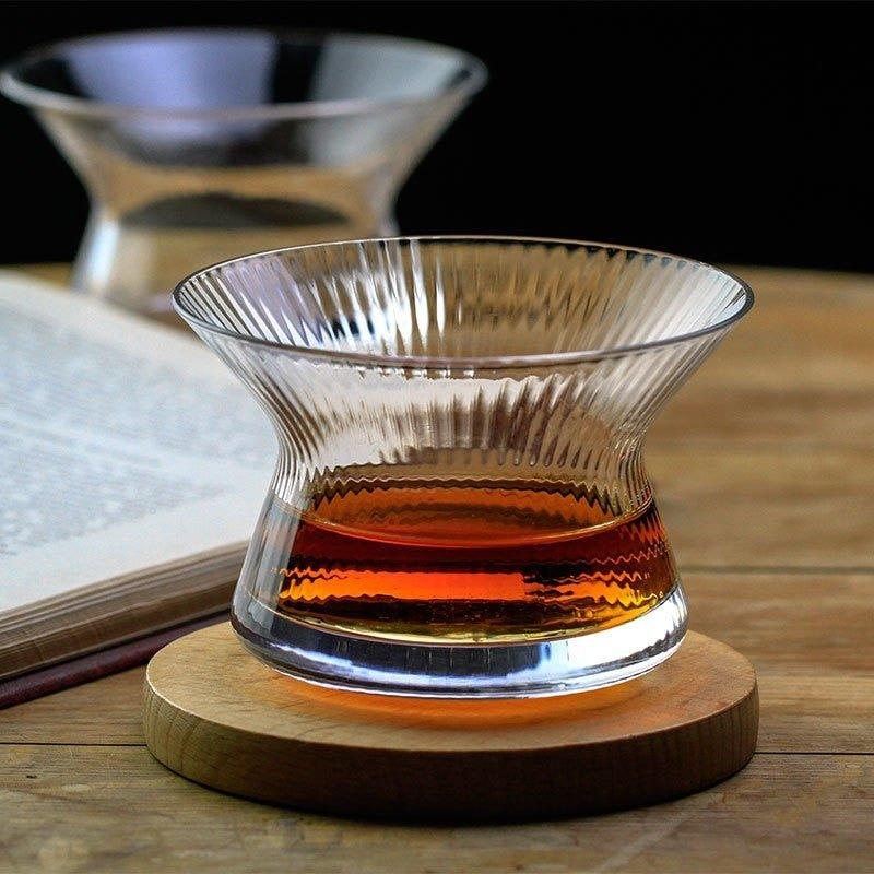 Sikunuo | Rotating Mirror Glass - Rotating Whiskey Drinking Glass