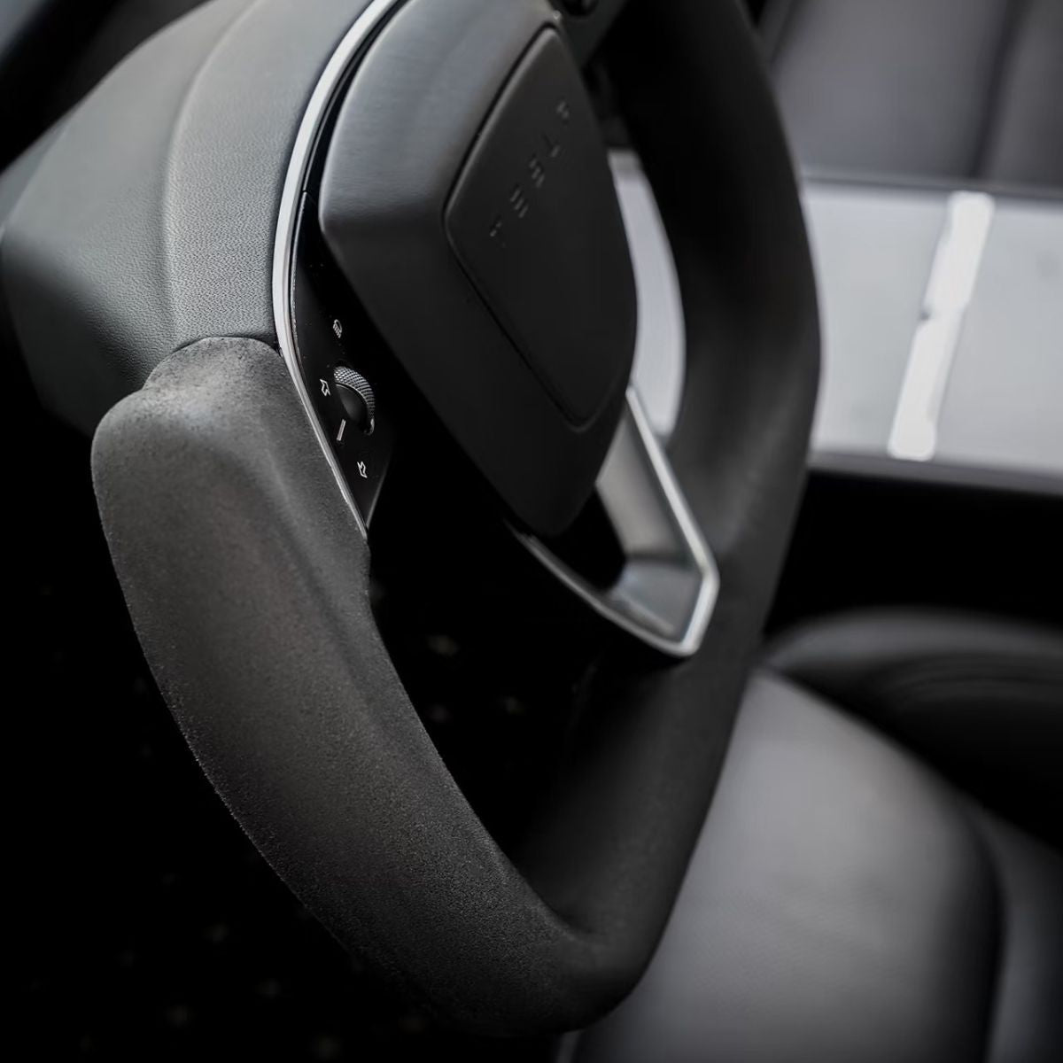 Sikunuo Alcantara Yoke Steering Wheel for Model 3 Highland & Model Y Juniper