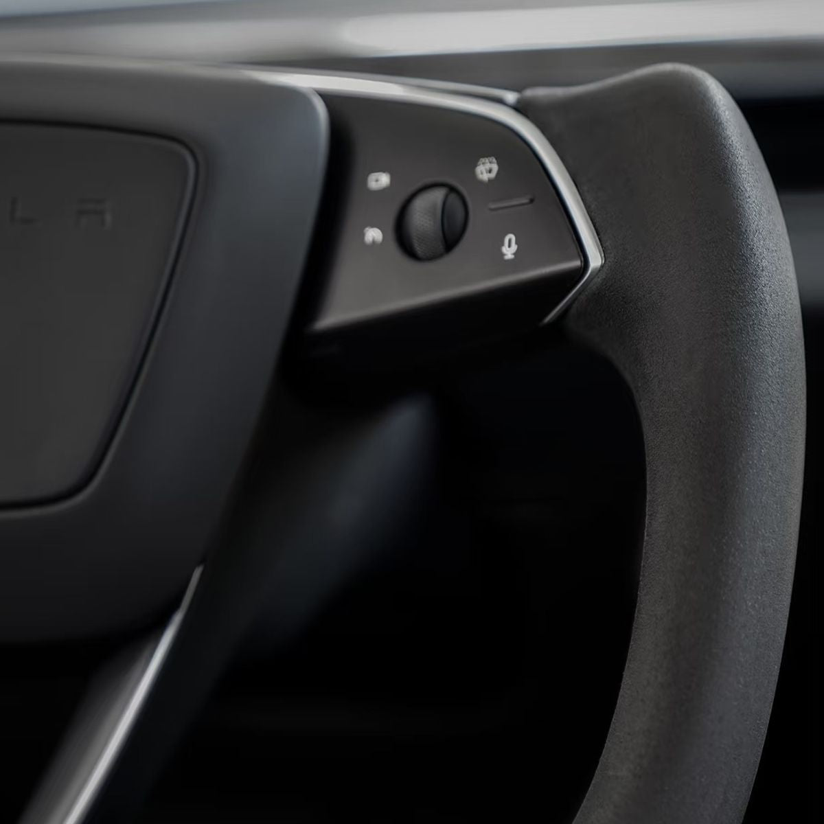Sikunuo Alcantara Yoke Steering Wheel for Model 3 Highland & Model Y Juniper