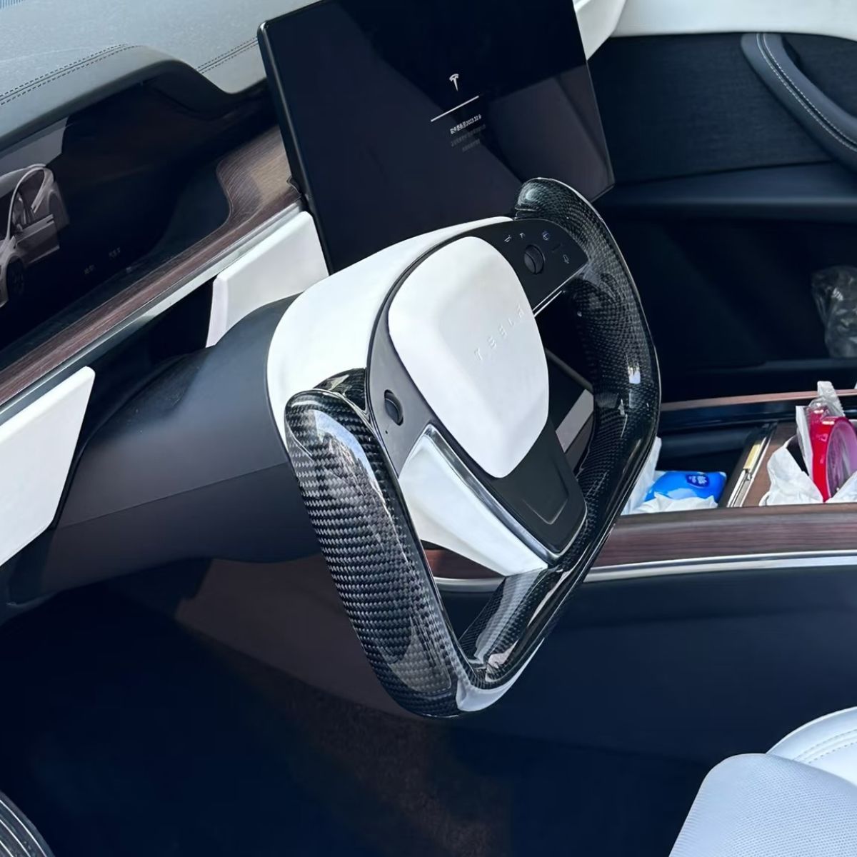 Sikunuo Touch Horn Carbon Fiber Yoke Plaid Steering Wheel Upgrade for Tesla Model S / X 2021-2023
