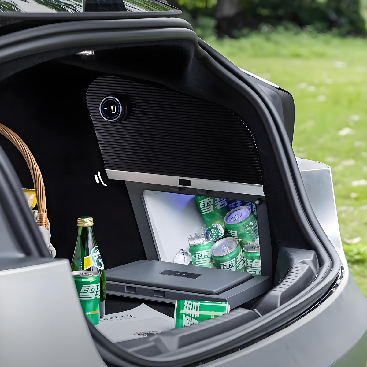 Model 3 Highland Rear Trunk Refrigerator | Sikunuo