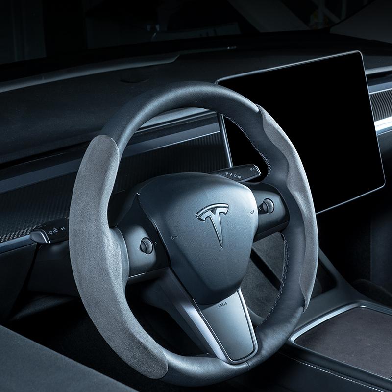 Sikunuo Steering Wheel Cover for Tesla Model 3/Y