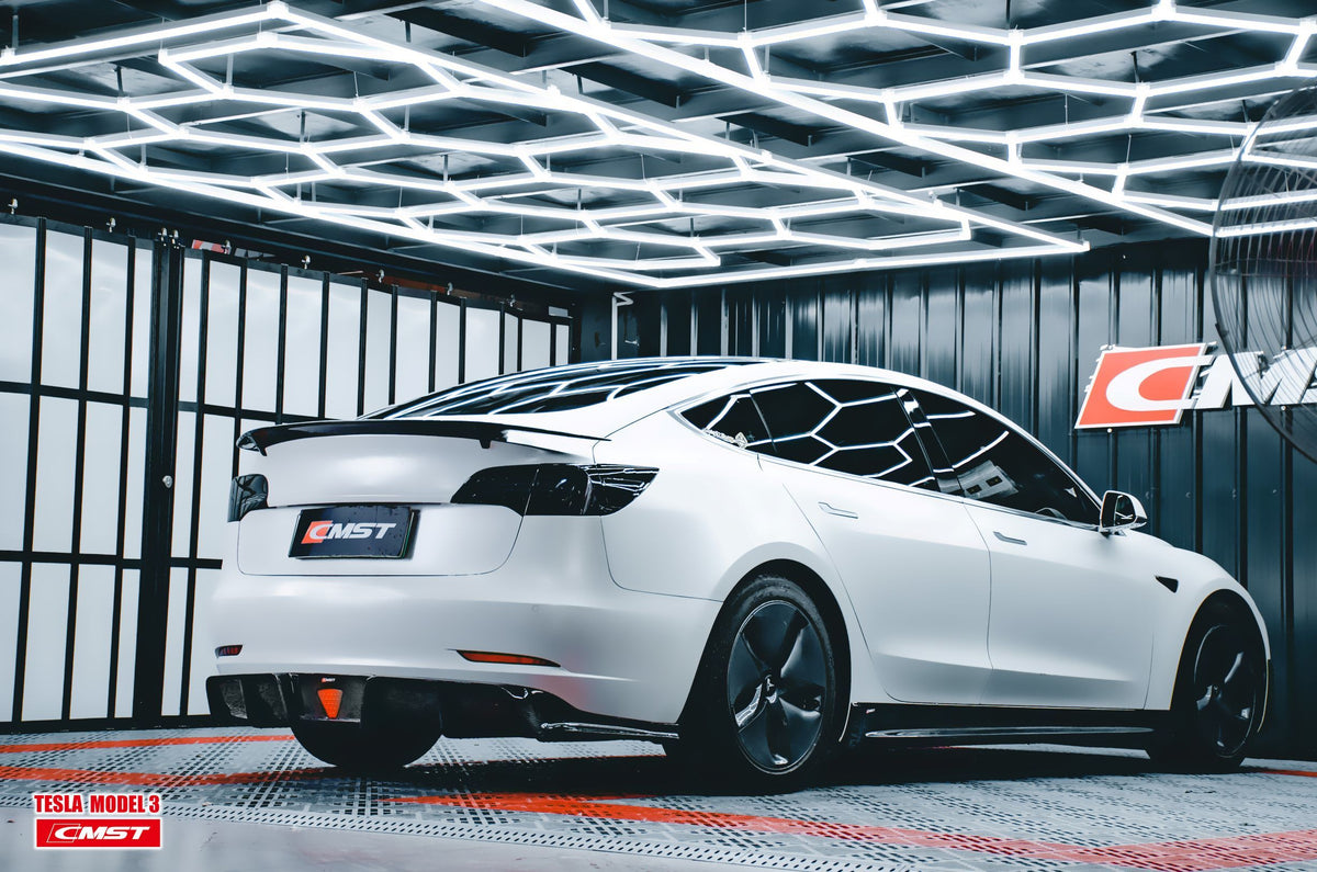 Sikunuo Tesla Model 3 Carbon Fiber Rear Spoiler Ver.3