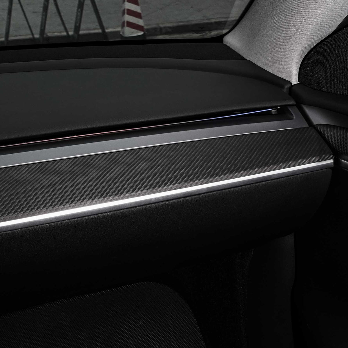 Sikunuo Tesla Model 3 / Y Dashboard Cover - Dry Carbon Fiber Interior Mods